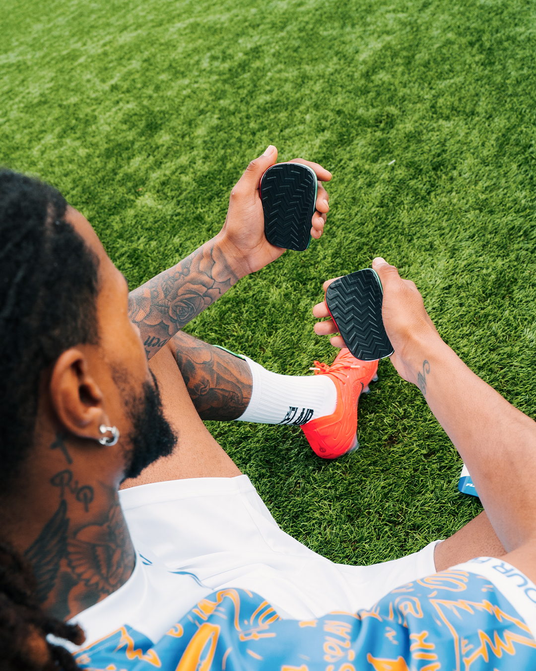 WC Shin Pads