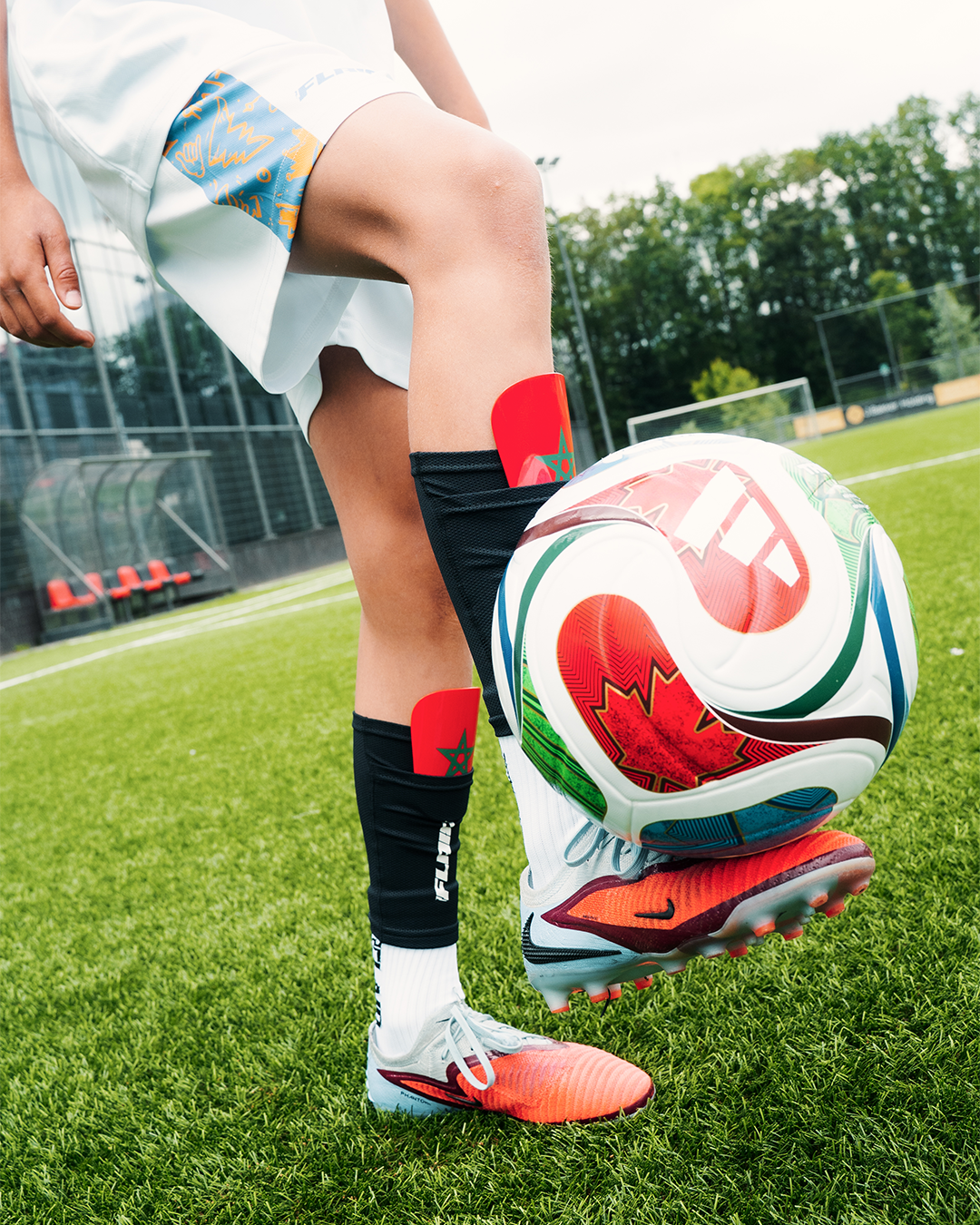WC Shin Pads Kids